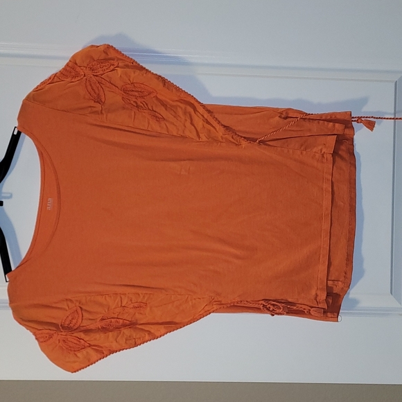 a.n.a Tops - Ana Blouse